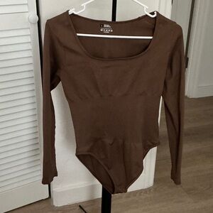 Elegant Brown Long Sleeve Bodysuit